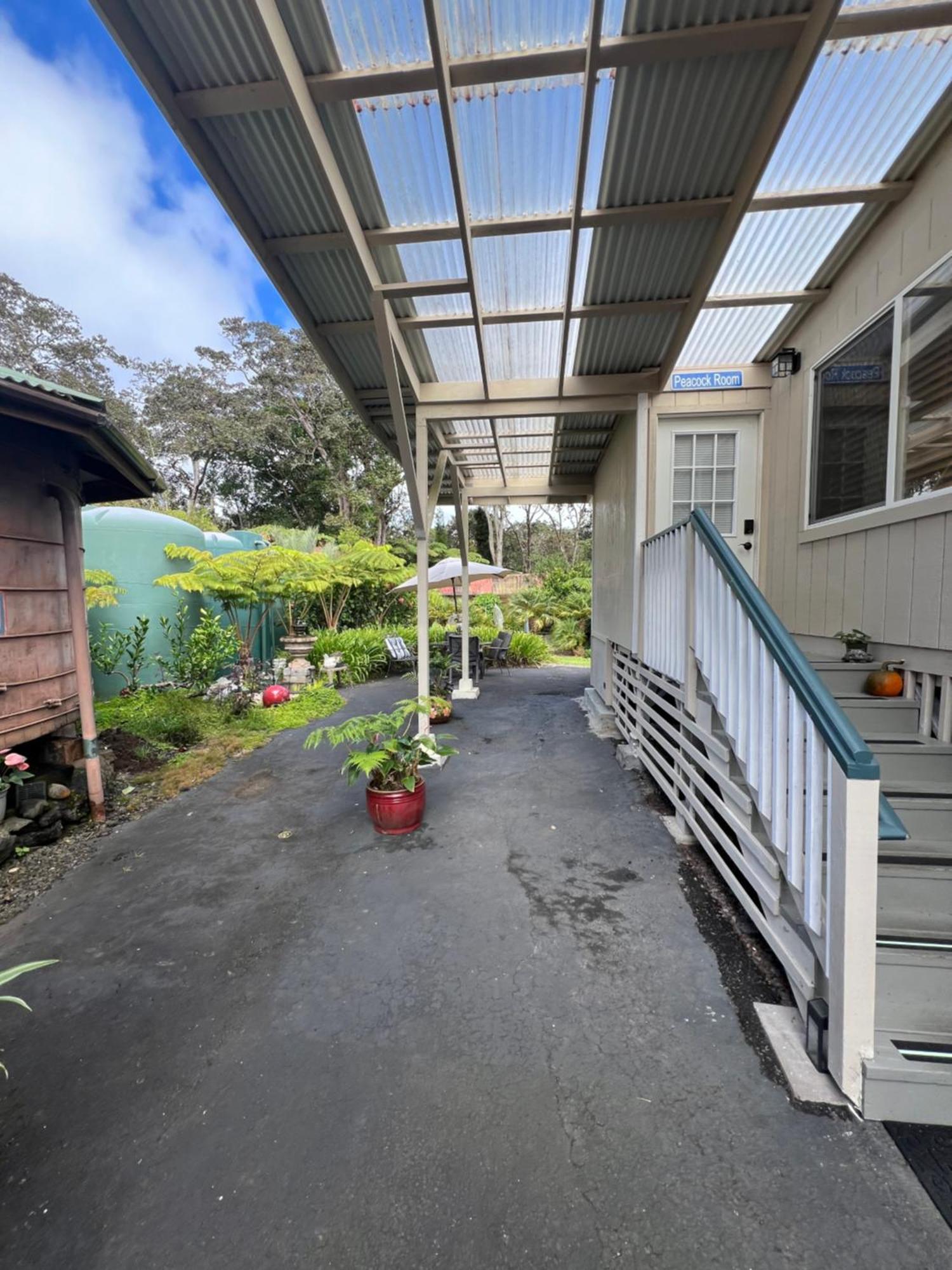 Aloha Junction Bed And Breakfast -Minutes Away From Hawaii Volcanoes National Park Exterior foto